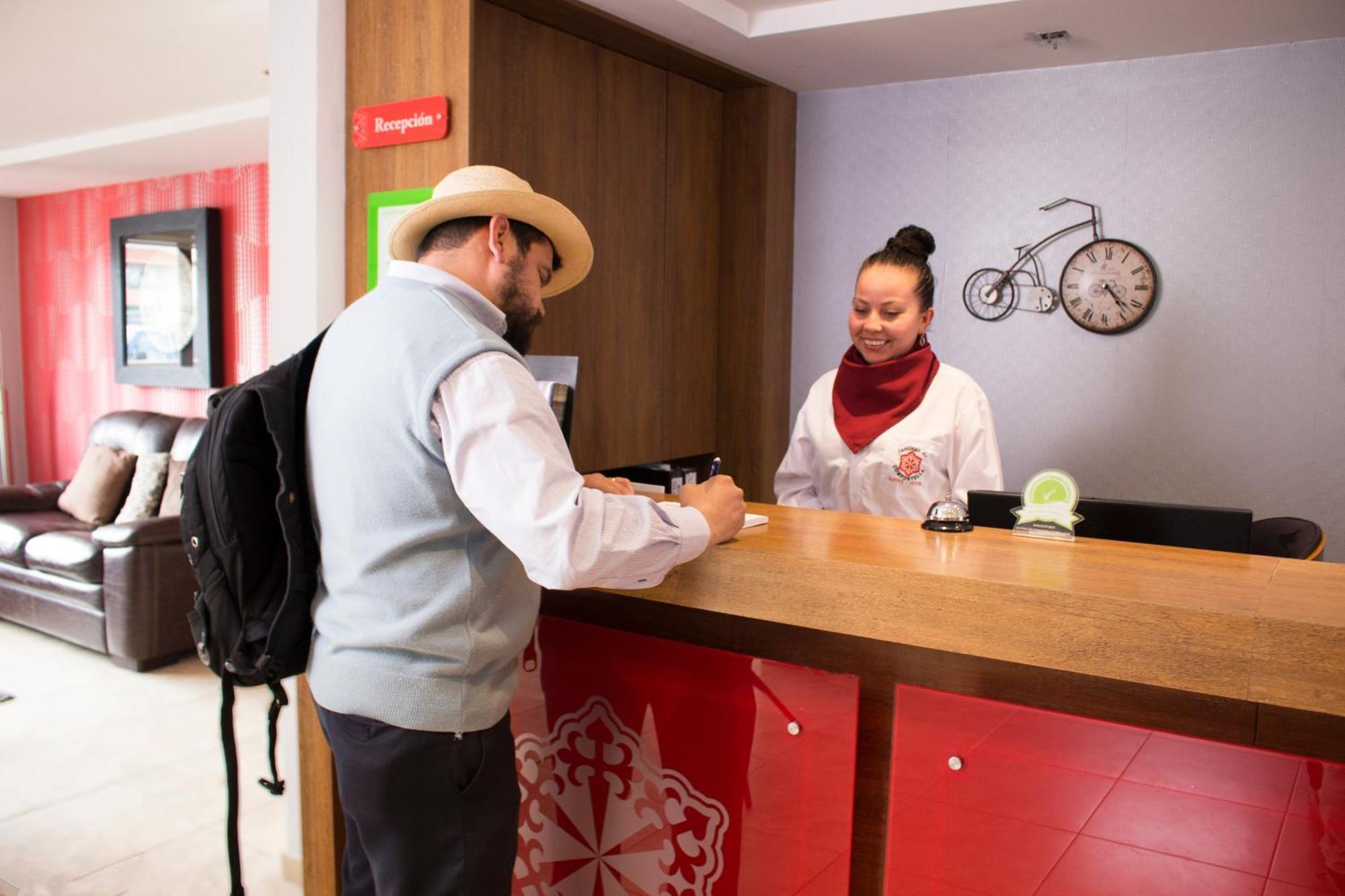 קואנקה Hotel Santiago De Compostella Suites מראה חיצוני תמונה